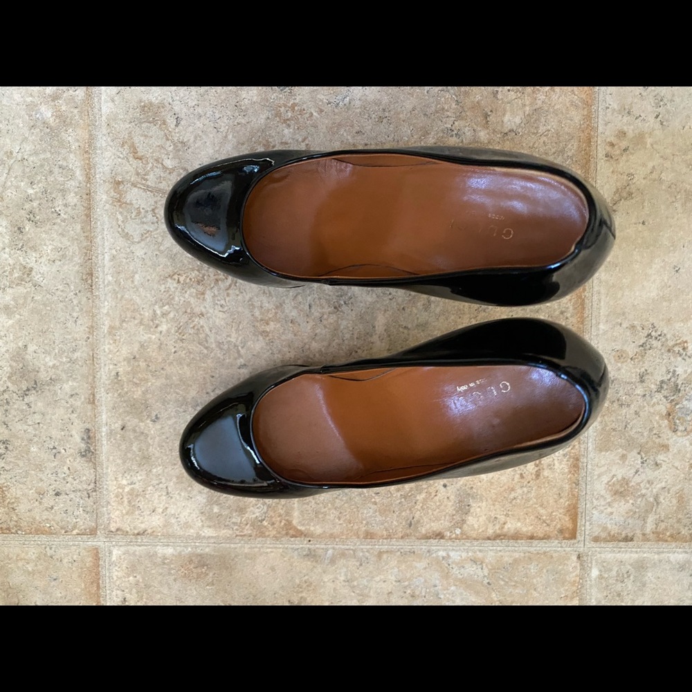 ❌❌❌ SOLD ❌❌❌GUCCI BETTY Black patent leather platform pumps EUC size 8/38 - Picture 7 of 12